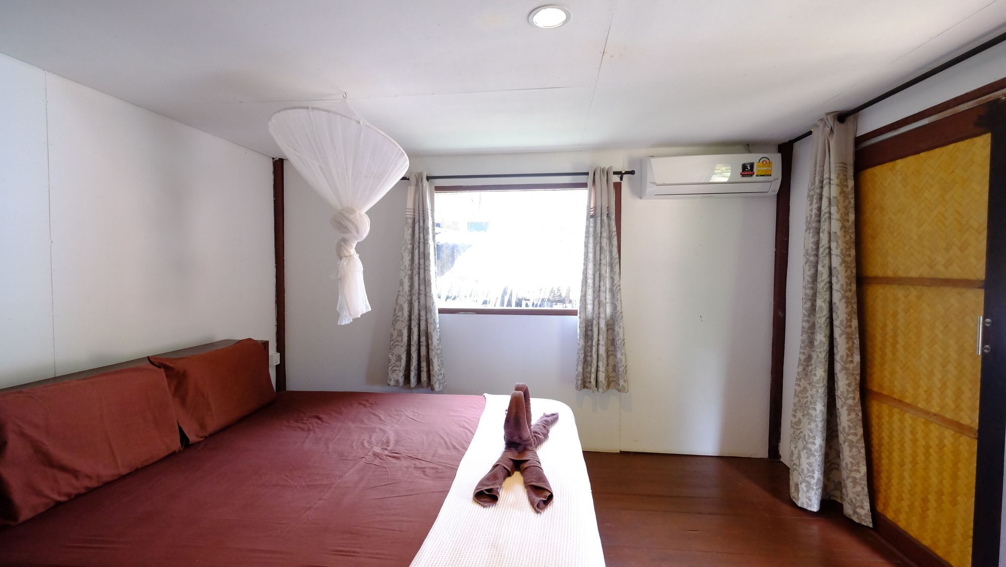 Hotel The Hut Koh Lipe Extérieur photo