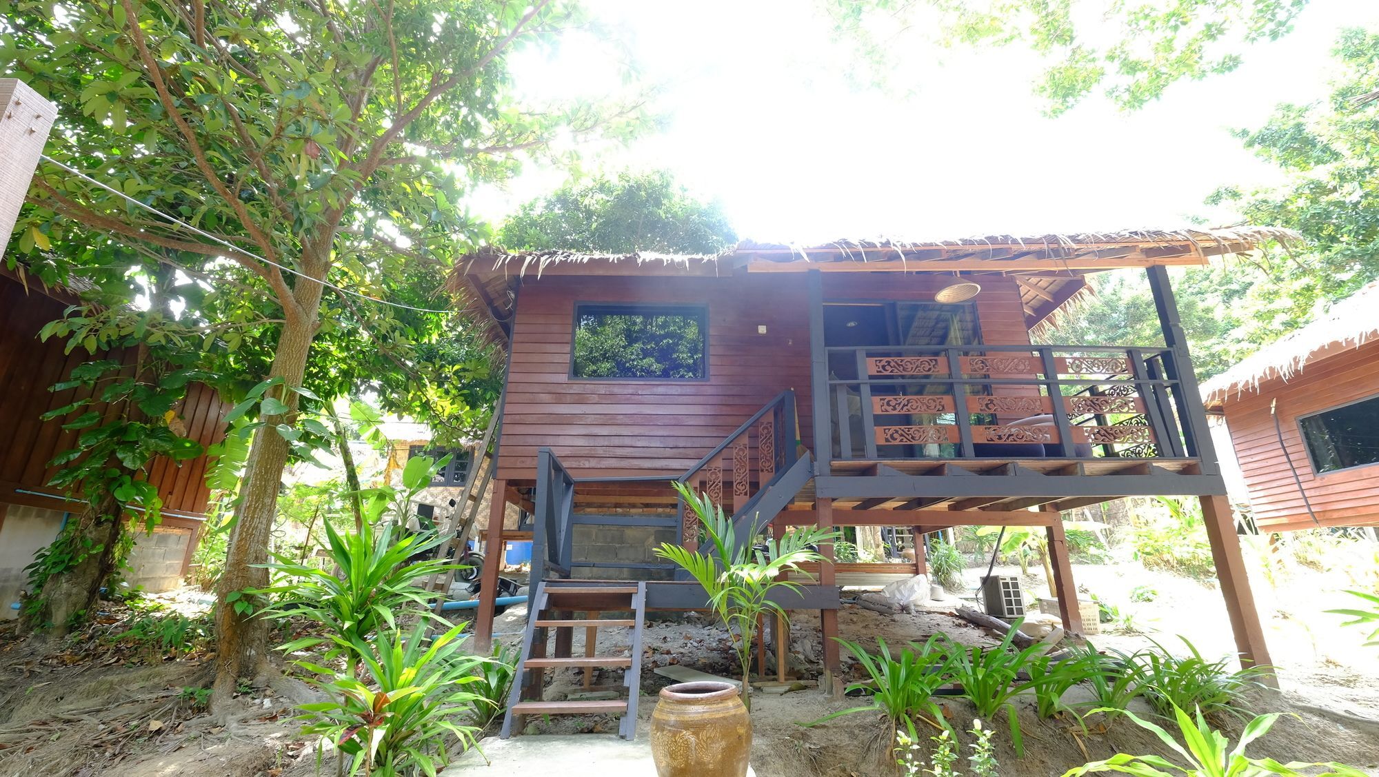 Hotel The Hut Koh Lipe Extérieur photo