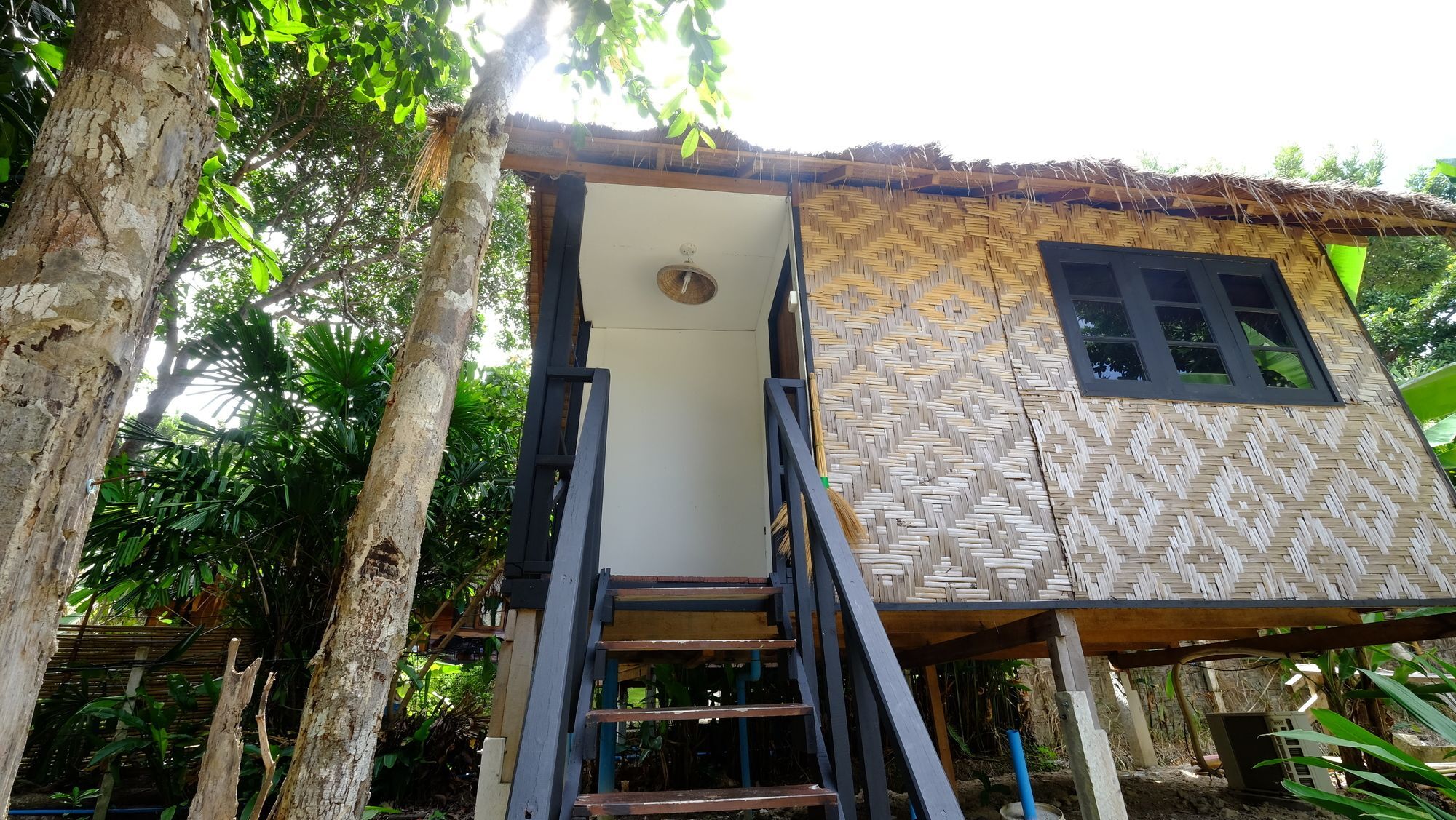 Hotel The Hut Koh Lipe Extérieur photo